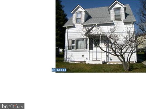 203 E Main St