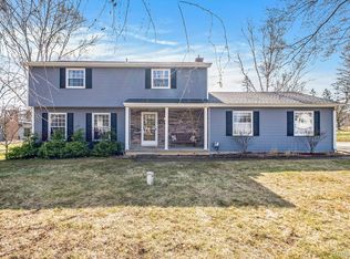 1161 Woodview Dr, Flint, MI 48507