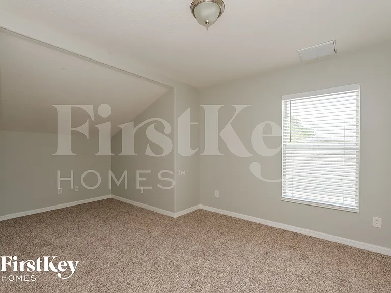 7847 Foxgrove Dr — Photo 11