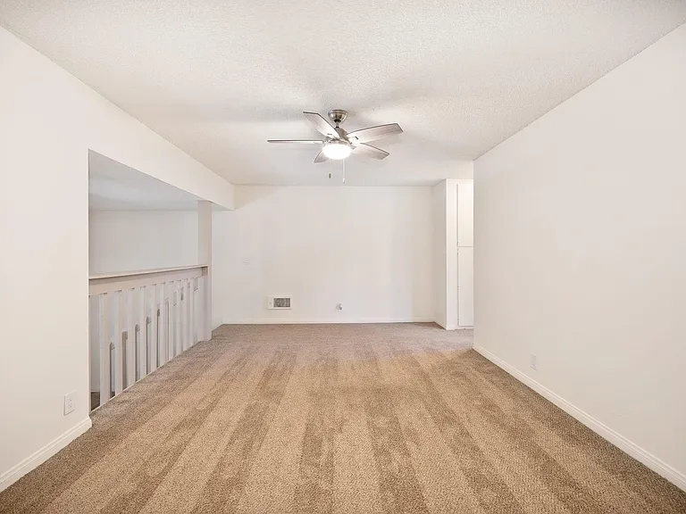 Elan Beachpointe Carlsbad — Photo 29