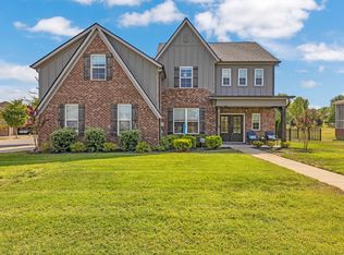 100 Carrick Ct, Nolensville, TN 37135