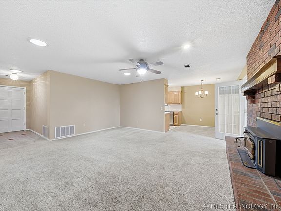 3rd image of 20921 E 37th Pl S