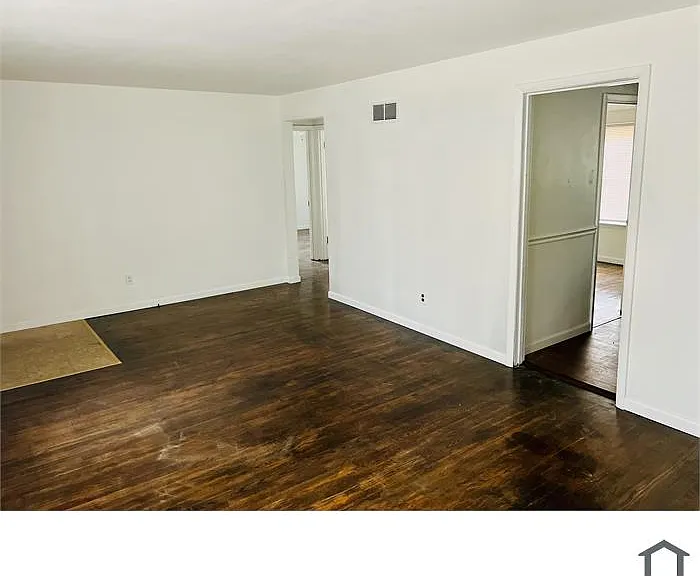 9968 Northampton Dr — Photo 6