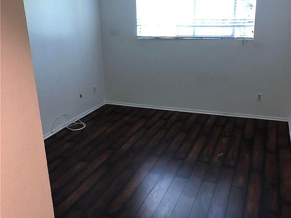 2nd image of 8724 Etiwanda Ave