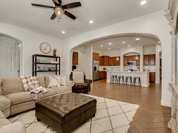 4th image of 20254 E Stonecrest Dr