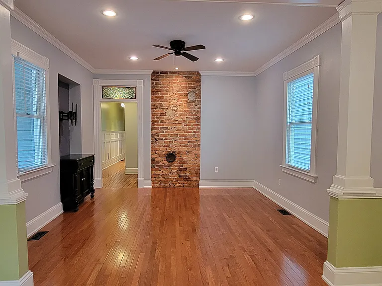 2121 E Marshall St #A — Photo 11
