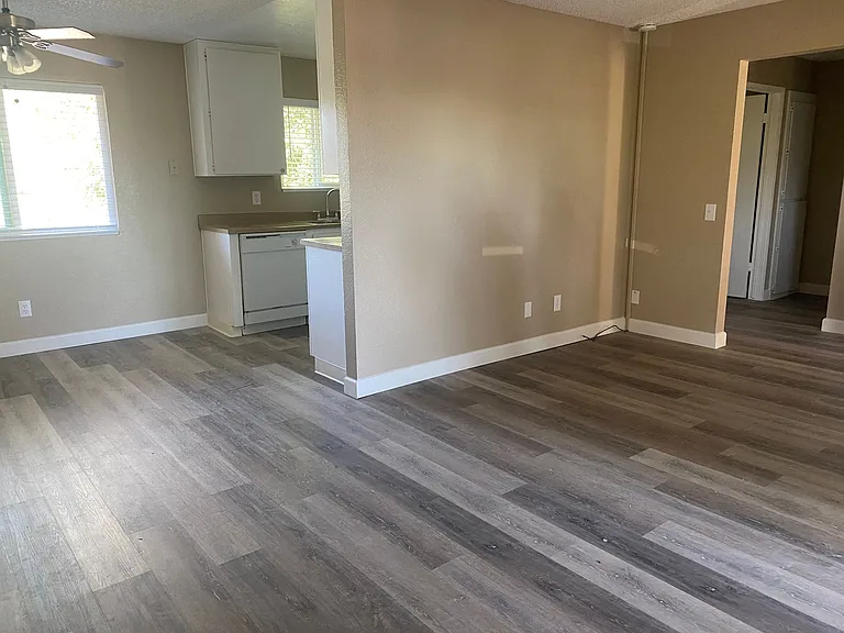 5727 Sutter Ave — Photo 21