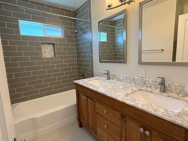 205 Barbara Ct — Photo 15