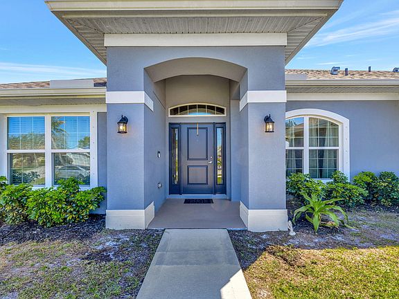 4th image of 6775 NW Abigail Avenue