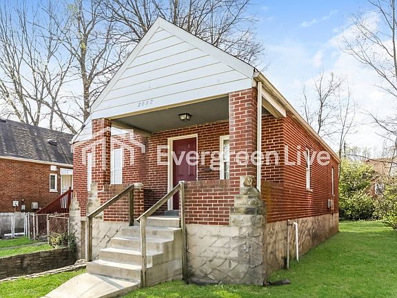 2nd image of 2037 Dallas Ave