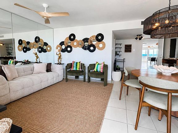 4th image of 904 Torre Del Mar Condominium Point #1908