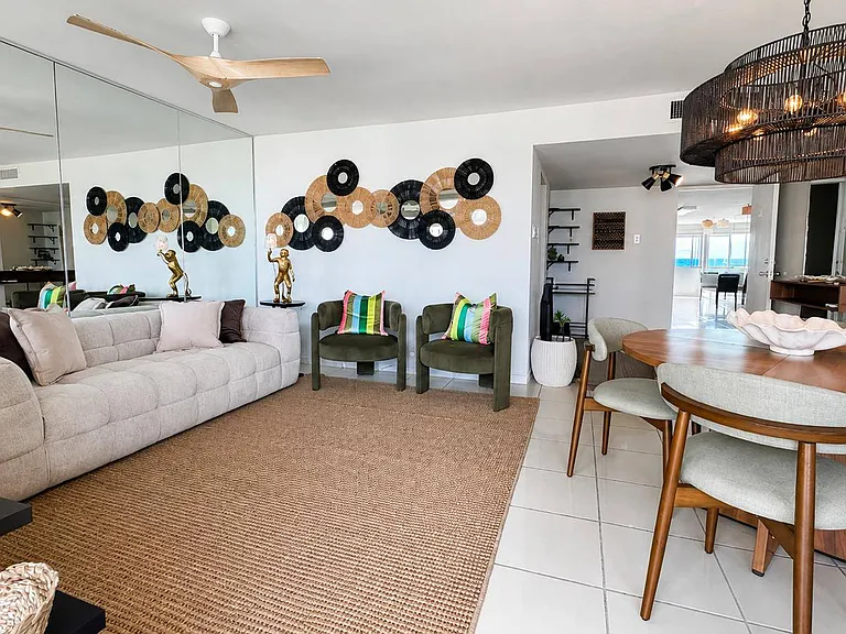 904 Torre Del Mar Condominium Point #1908 — Photo 4