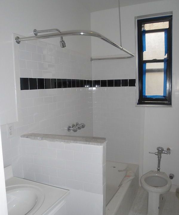2nd image of 859 42nd St APT 3H