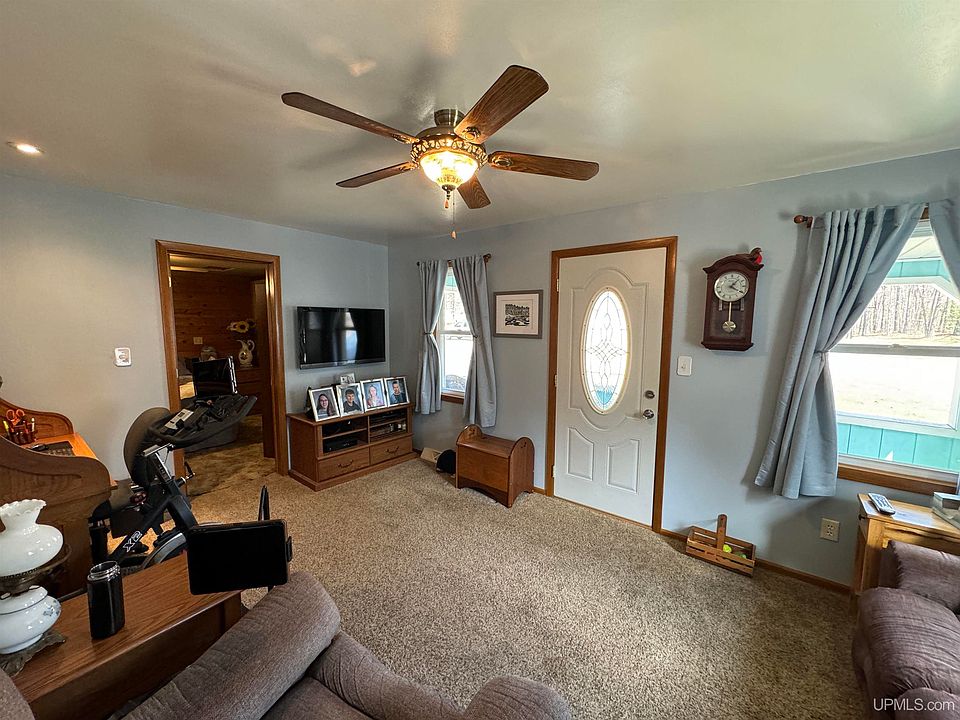 222 Midway Dr, Negaunee, MI 49866 Zillow