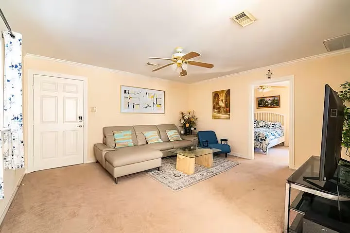 4401 Holt St #1 — Photo 13