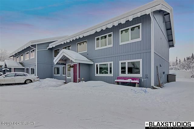 1st image of 193 Palace Cir