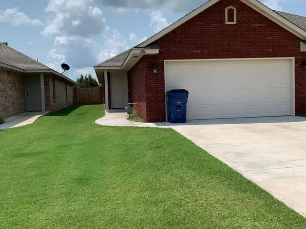 242 Woodbriar, Noble, OK 73068