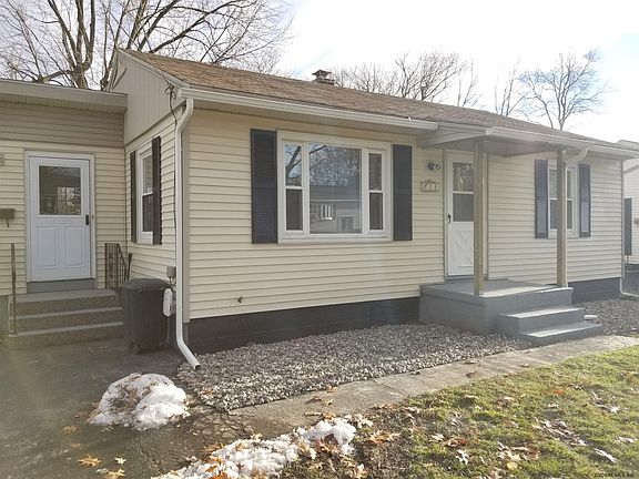 2nd image of 11 Hartwood St