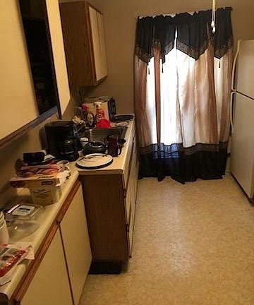 5th image of 241 7th St