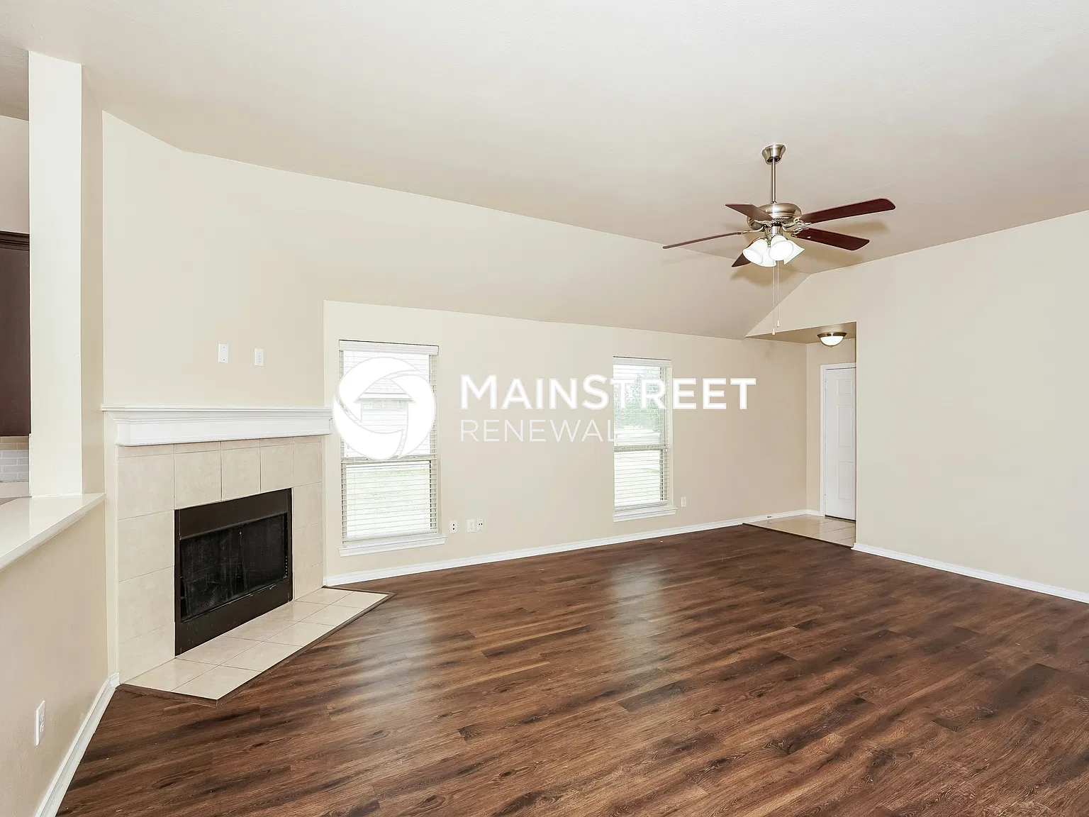 105 Richard Ln — Photo 4