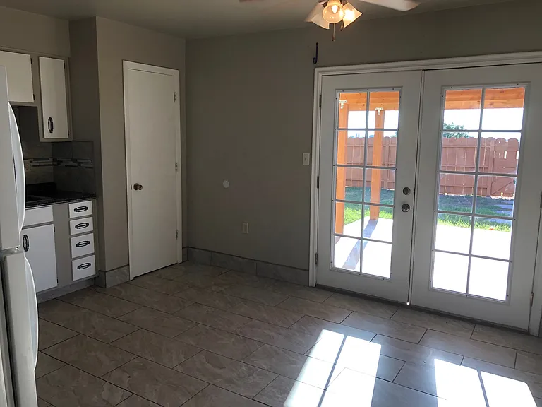 12 Valley View Ave — Photo 4
