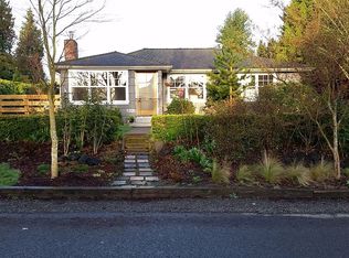 9205 32nd Ave NE, Seattle, WA 98115