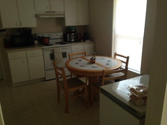 5th image of 70 Felwood Ln