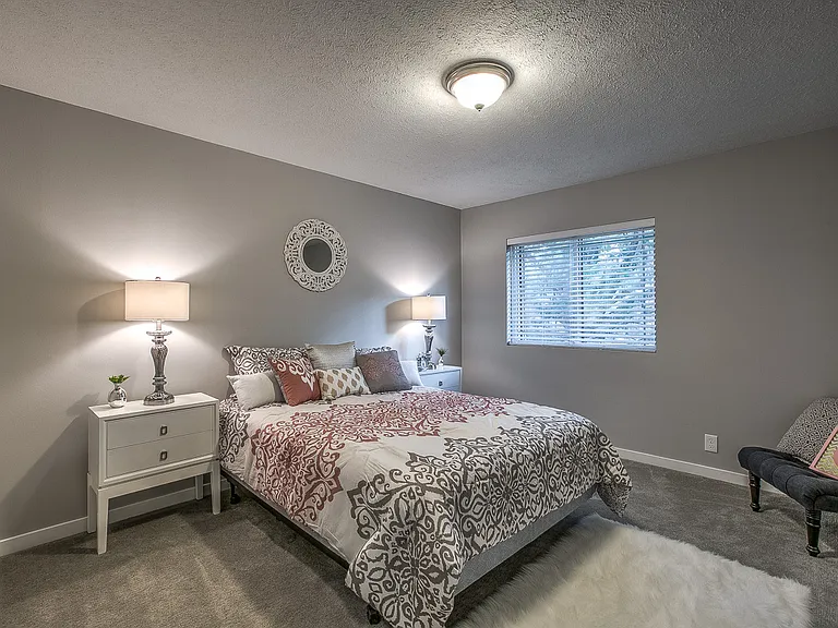 Harrisville Townhomes — Photo 31