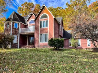 146 Peachtree Cir, Wartburg, TN 37887