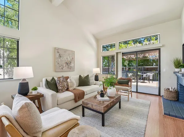 22 Saint Mathews Court, Sonoma, CA 95476