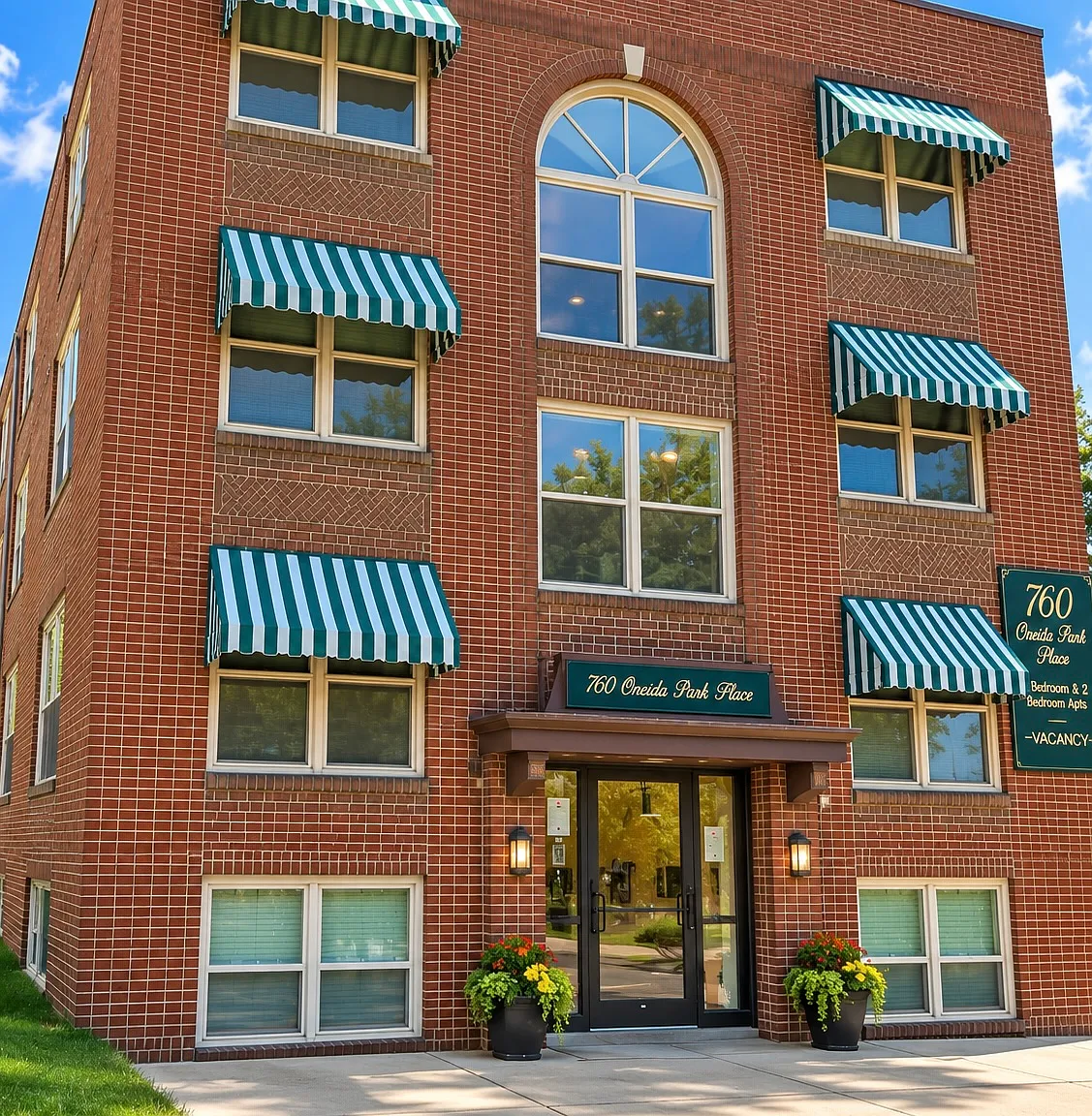 2 bed, $1,295 — Photo 1