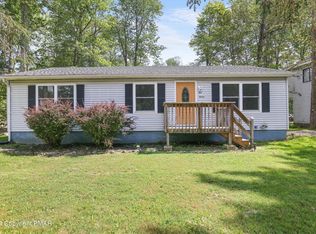 5413 Ridgefield Dr, Tobyhanna, PA 18466