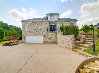 1720 Joe Pope Rd, Thompsons Station, TN 37179