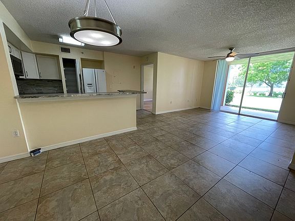 4th image of 1180 Wildwood Lakes Blvd APT 104