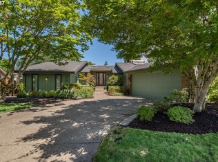 2915 Wingate St, Eugene, OR 97408