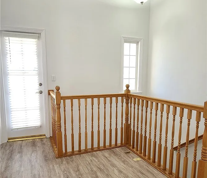 1675 Gramercy Ave — Photo 12