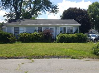 37 Frederick St, Chicopee, MA 01013