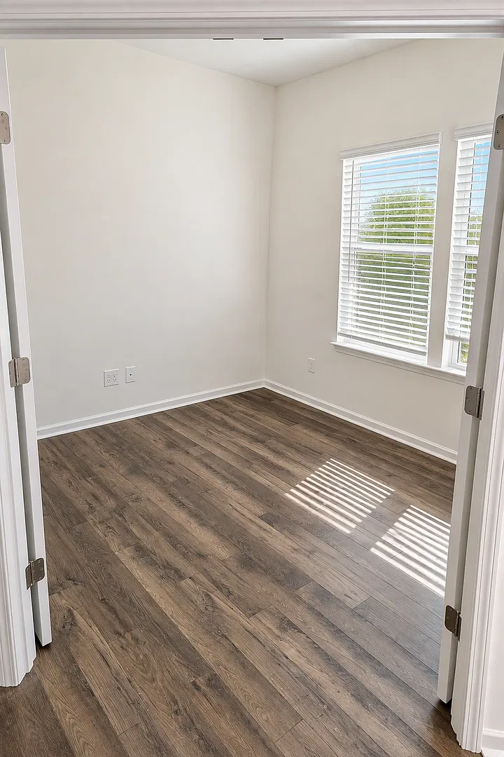 Beautiful 3bd/2.5ba Home In The Sought-After Stonebridge Fairways Community /Available November 2026 — Photo 2