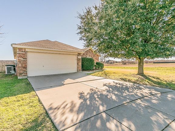 14020 Rodeo Daze Dr, Fort Worth, TX 76115 | Zillow