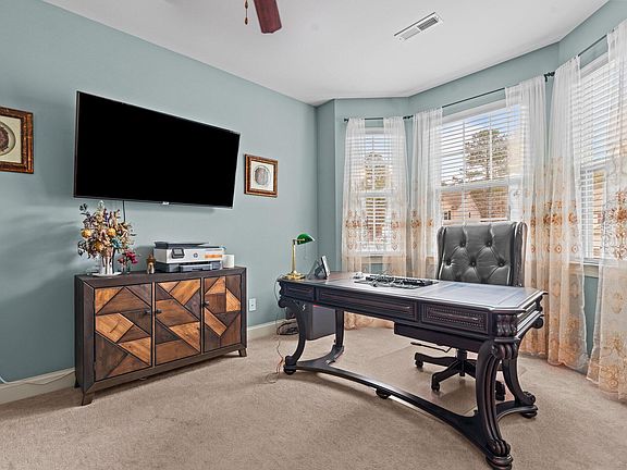 2nd image of 138 Tramway Cir