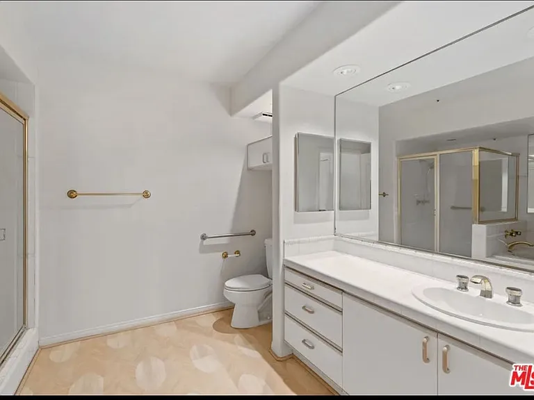 11690 Montana Ave #1003 — Photo 7