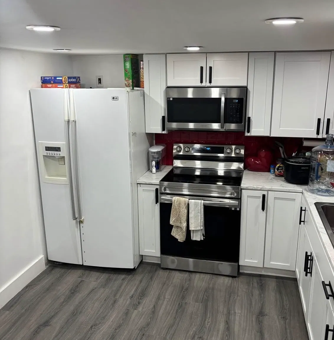 1 bed, $1,000 — Photo 2