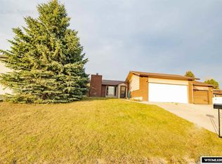 2016 Adobe Ave, Douglas, WY 82633