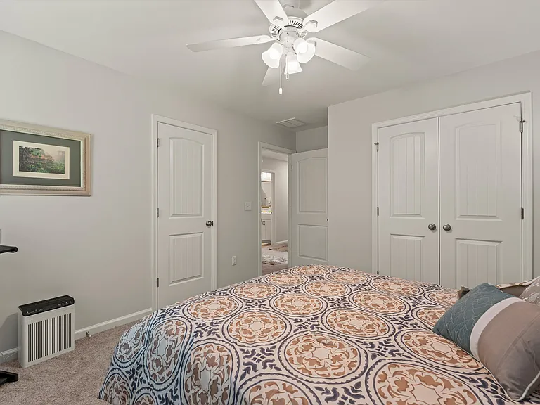 106 Baneberry Ln — Photo 20