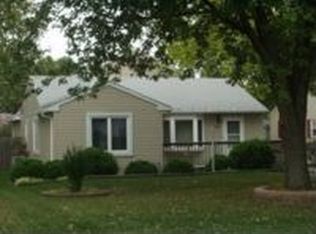 428 Division St, Geneva, IL 60134