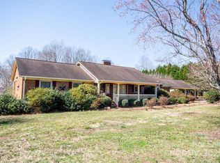 255 Sharon School Rd, Statesville, NC 28677