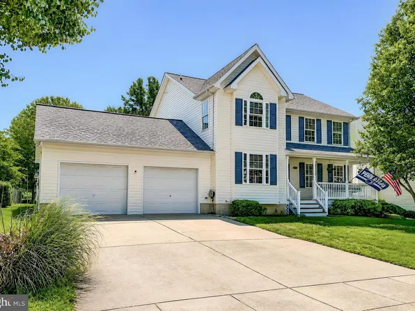 22150 Goldenrod Dr, Great Mills, MD 20634