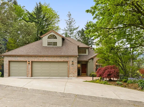 1727 SW Westwood Dr, Portland, OR 97239