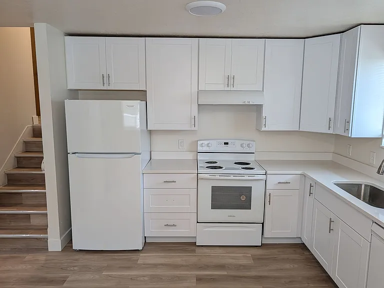 9026 S Goddard Cir — Photo 5