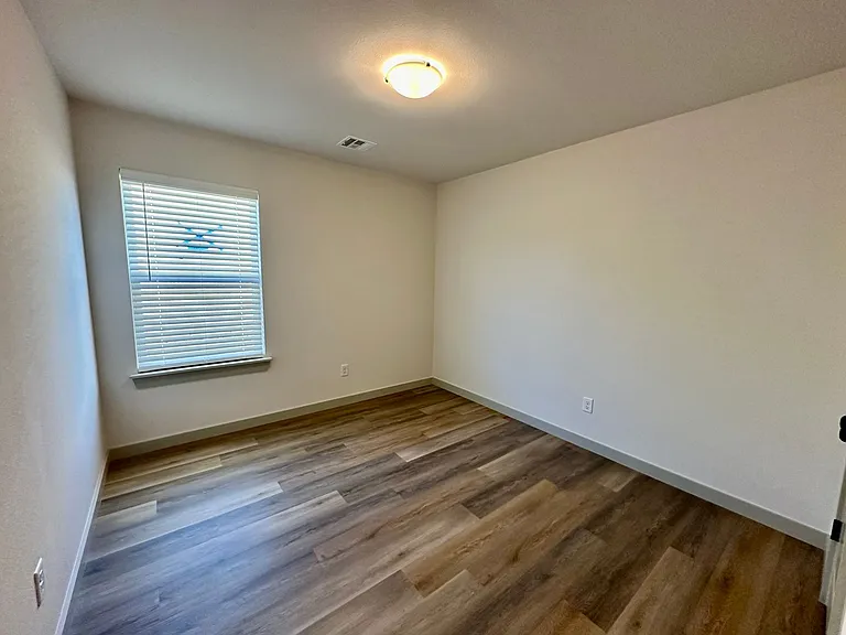13507 S 95th Ave E — Photo 14